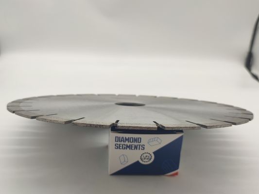 350 mm zandsteen diamantenzaagblad snijplaat voor lava vulkanische steen snijden in Mexico