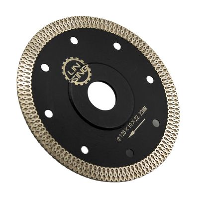 140 tanden Silent Mesh Diamond Circular Saw Blade voor het snijden van keramiek/porselein/dekton