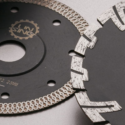 140 tanden Silent Mesh Diamond Circular Saw Blade voor het snijden van keramiek/porselein/dekton