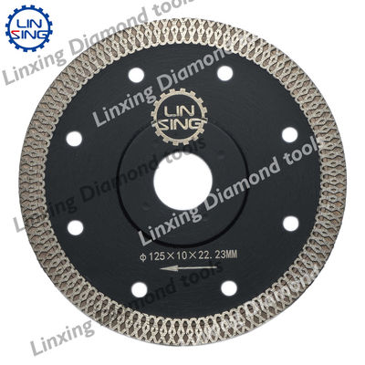 140 tanden Silent Mesh Diamond Circular Saw Blade voor het snijden van keramiek/porselein/dekton