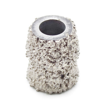 Vacuumbrazen met dubbele baarden van het type diamantdraadzaagkraal voor het snijden van graniet