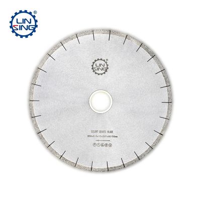 350*41/39*3.0*8mm Dekton U-slot Diamantzaagblad voor gladde afwerking en precieze snijwerkzaamheden