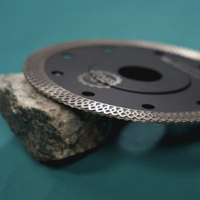 Scherpte Turbo Type 9" Inch 230mm M14 Diamantzaagblad voor het snijden van steenkeramiek