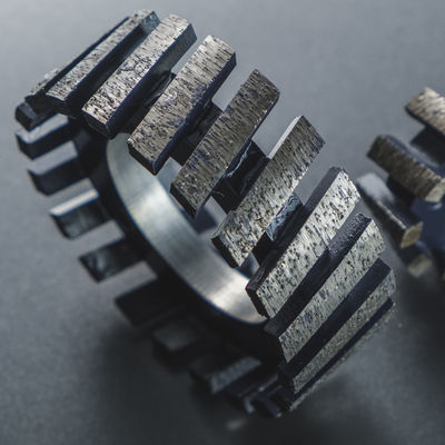 Diamant metaal poeder op maat gesegmenteerde rand slijpwiel voor CNC-slijpmachine