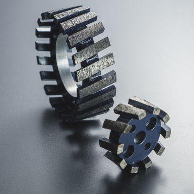 Diamant metaal poeder op maat gesegmenteerde rand slijpwiel voor CNC-slijpmachine