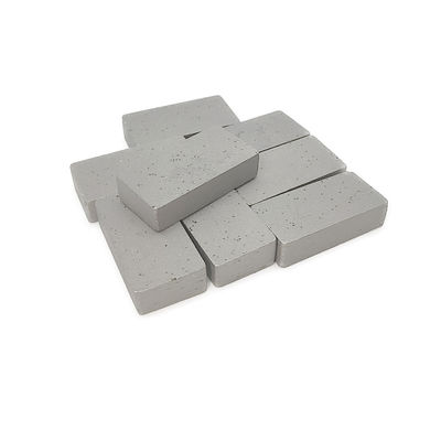 Rechtstreeks leveren van diamantensegmenten van A-kwaliteit voor het snijden van marmeren blokken op een gangsaagmachine