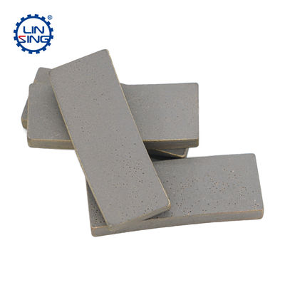 Warmperstechnologie Basalt 1200mm 2200mm Diamantsegment Indonesië Wet Cold Press Machine
