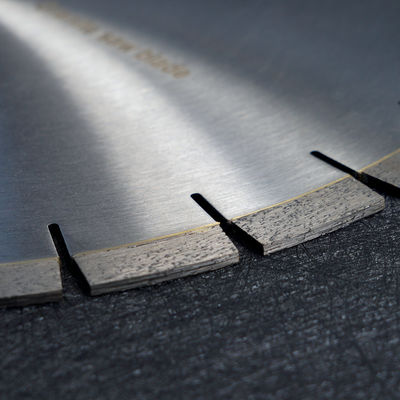 Hoogfrequente las 350mm Diamantzaagblad voor het snijden van graniet op brugzaagmachine