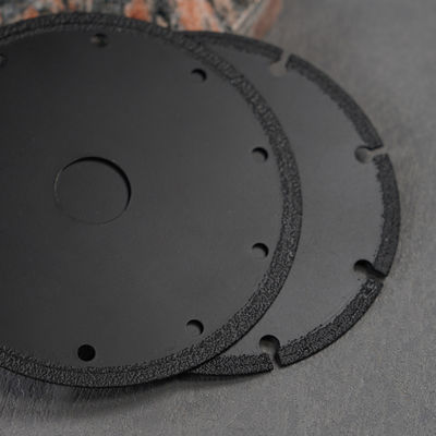 Vacuumbrazen met diamant gesneden schijfzaagblad voor het snijden van aluminiummateriaal D180MM