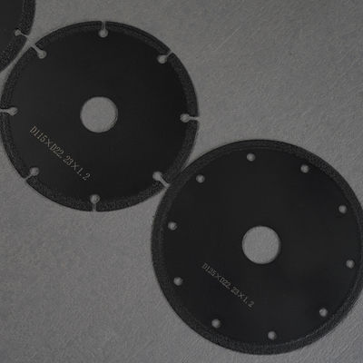 Professionele metalen snijwiel met 18in bladdiameter en vacuümgebrazen diamant
