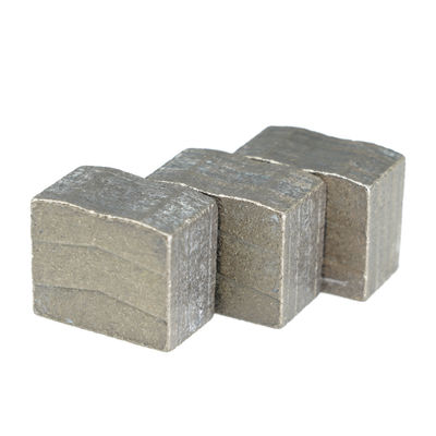 Op maat gemaakte voordelen Diamantsegment lassen voor Quarring langer levensduur