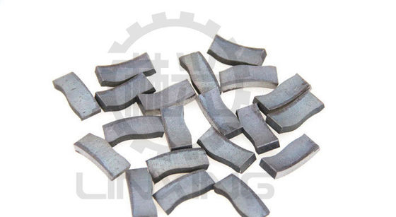 Snijden LINSING Type Ronde matrix kern Beton Diamant segment voor kern boorstuk