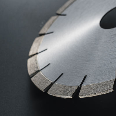 Granitsnijden eenvoudig gemaakt 350mm Diamantzaagblad met 40*3,2*10mm Segment Grootte