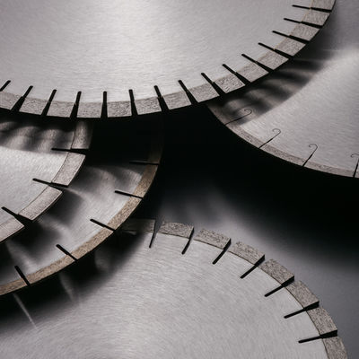 Granitsnijden eenvoudig gemaakt 350mm Diamantzaagblad met 40*3,2*10mm Segment Grootte