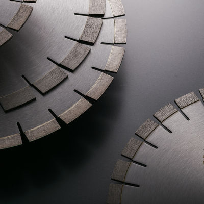 Granitsnijden eenvoudig gemaakt 350mm Diamantzaagblad met 40*3,2*10mm Segment Grootte