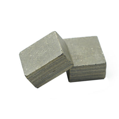 24*11.5*20mm Metal Grinding Disc Tips Diamantsegmenten voor metaalpoetsblokjes A-klasse