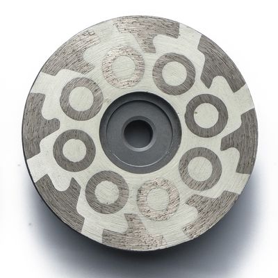 Zes-segmenteerde diamantpoederbekerwiel voor hars gevulde ronde turbo granietmalen