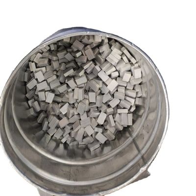 ODM 1600 mm enkelbladig graniet snijsegment 24 * 8,4 / 9,2 * 15 mm segmentsnijdertip
