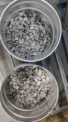 ODM 1600 mm enkelbladig graniet snijsegment 24 * 8,4 / 9,2 * 15 mm segmentsnijdertip