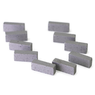 20*4.8/5.4*8mm Diamant metaal poeder band zag segment voor het snijden van medium harde granieten steen