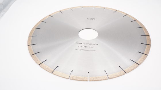 350mm Diamantzaagblad voor marmer 350mm Diameter Blade Dikte 0,032in en betaalbaar
